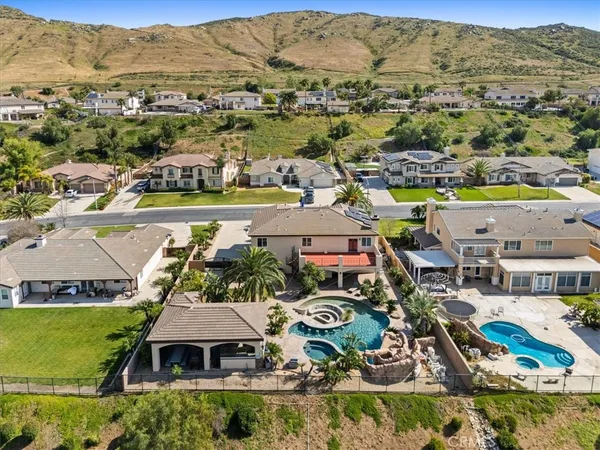 $1,150,000 | 4725 Eagle Ridge Court, Jurupa Valley, CA 92509