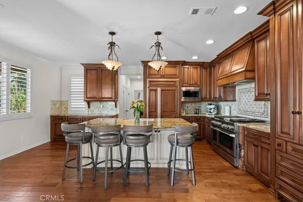 $1,150,000 | 4725 Eagle Ridge Court, Jurupa Valley, CA 92509