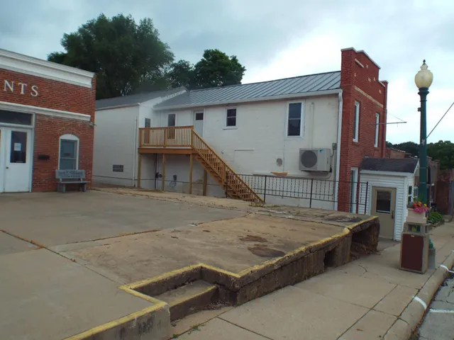a view of a elevator and an entryway