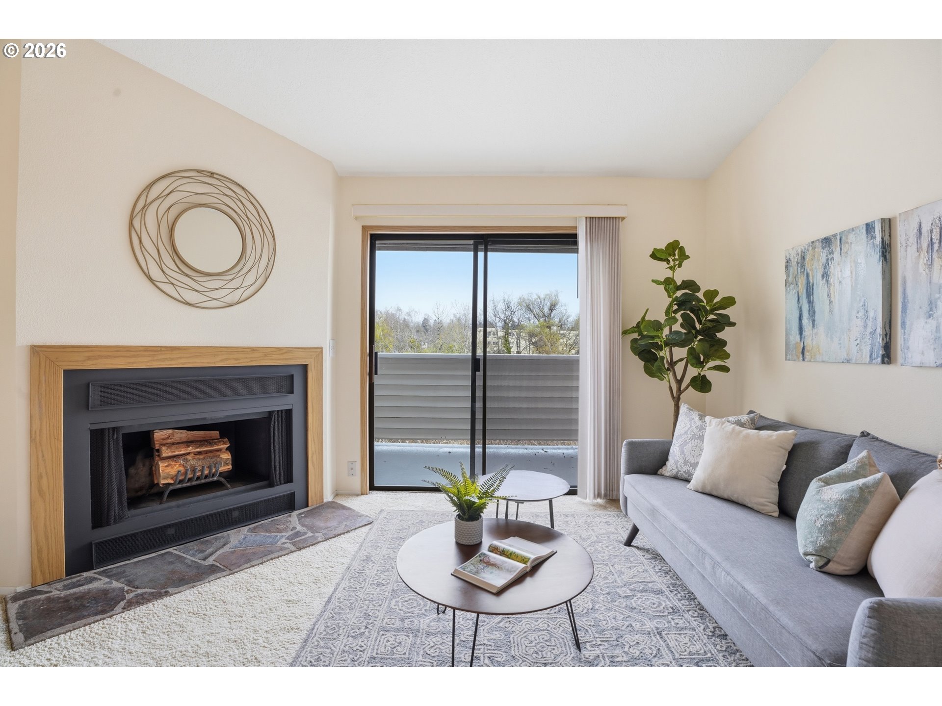 11040 Southwest Greenburg Road, Unit 311 Tigard, OR 97223 - Photo 12 of 32 Living Room