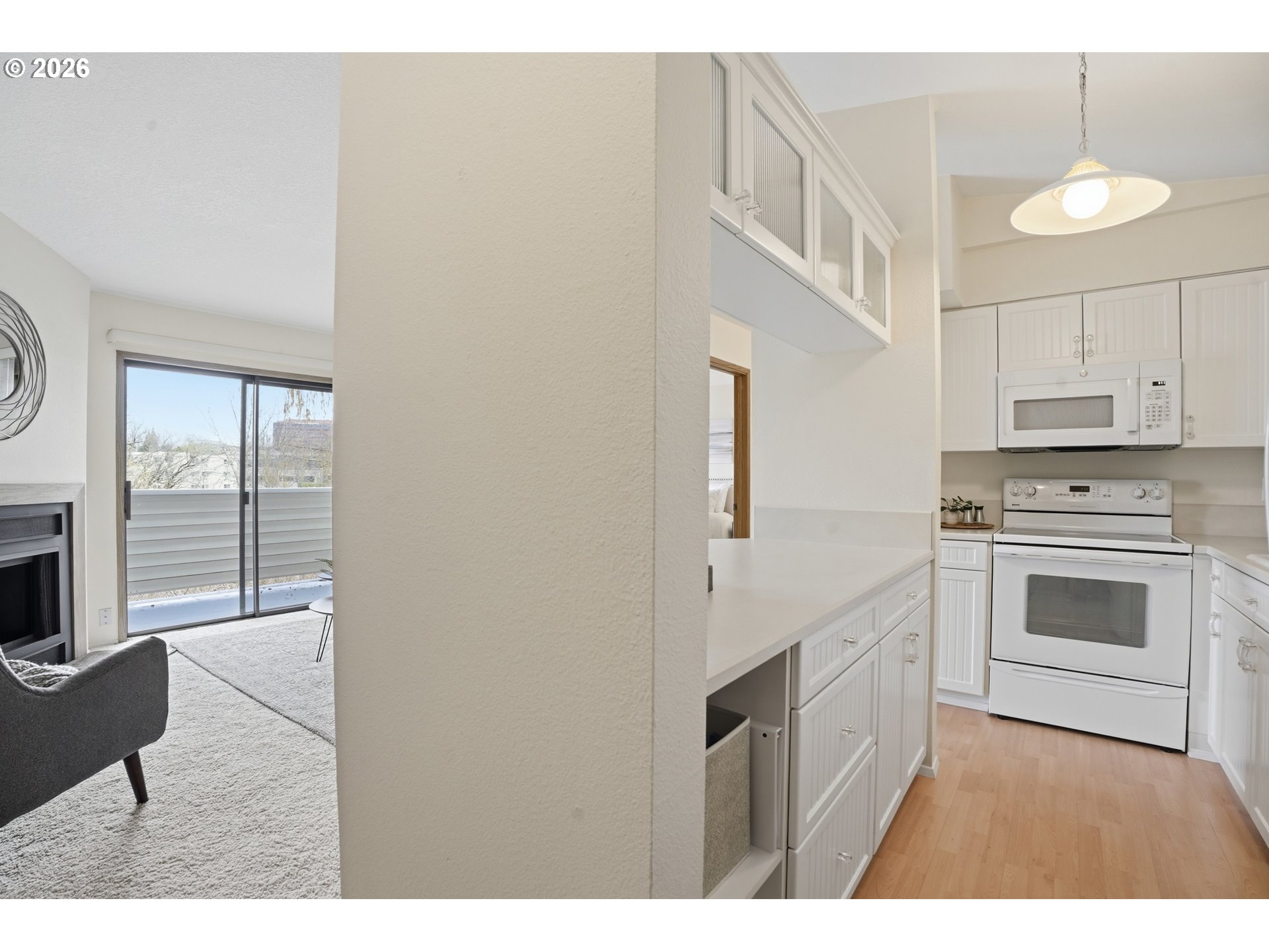11040 Southwest Greenburg Road, Unit 311 Tigard, OR 97223 - Photo 9 of 32 Kitchen