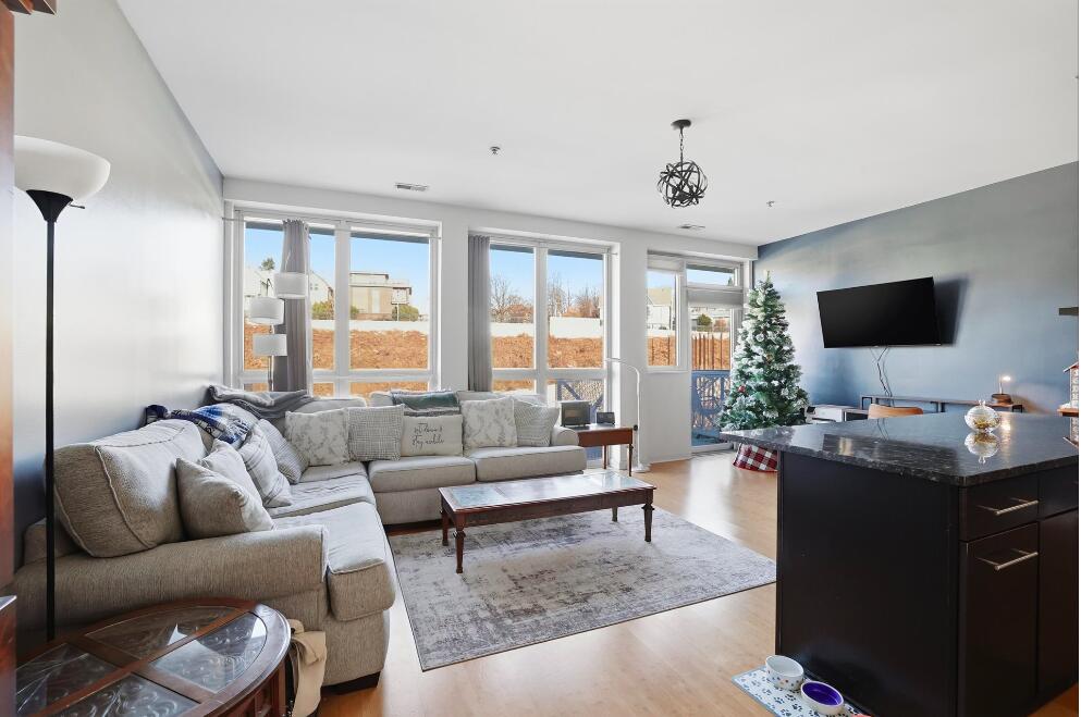 1902 North Commerce Street, Unit 504 Milwaukee, WI 53212 - Photo 4 of 10 Screen Shot 2026-01-05 at 10.44.24 AM