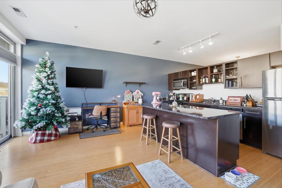 1902 North Commerce Street, Unit 504 Milwaukee, WI 53212 - Photo 6 of 10 Screen Shot 2026-01-05 at 10.43.19 AM