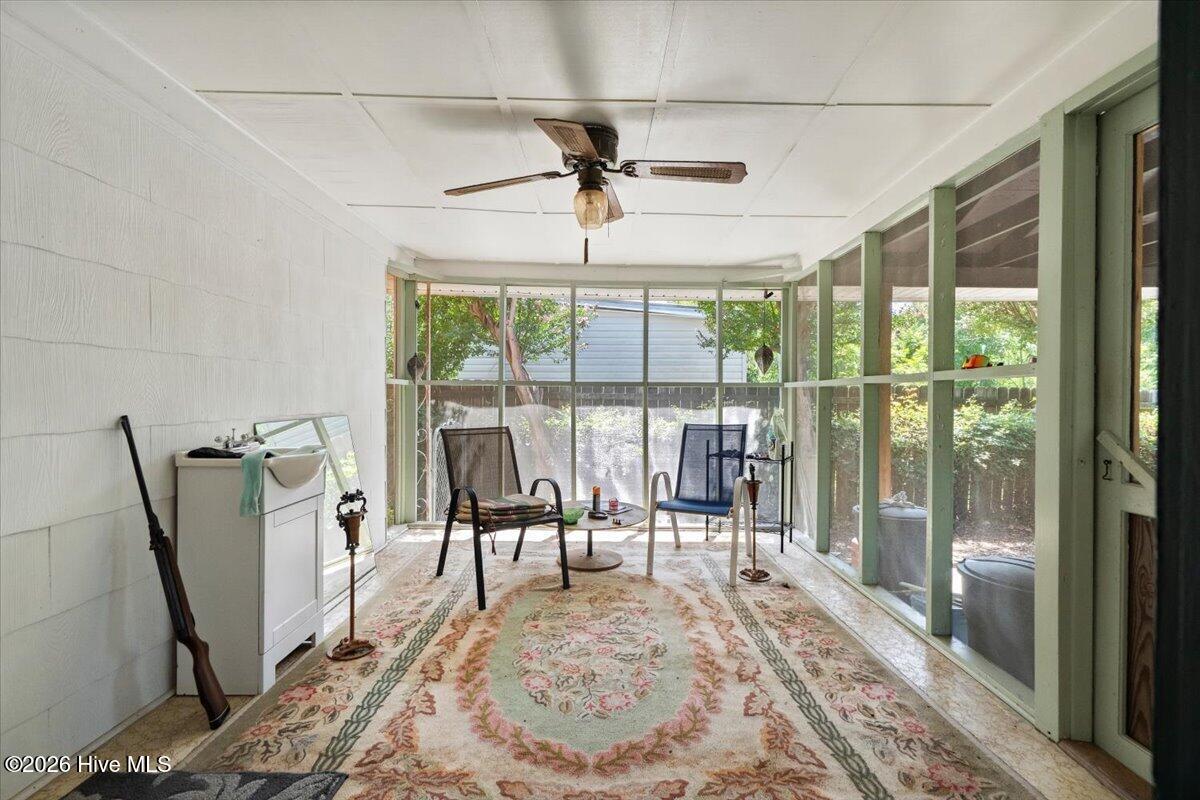 1941 Roys Lane Augusta, GA 30906 - Photo 27 of 44 27-Screened Porch