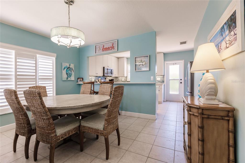 6020 Midnight Pass Road, Unit 2 Sarasota, FL 34242 - Photo 9 of 15