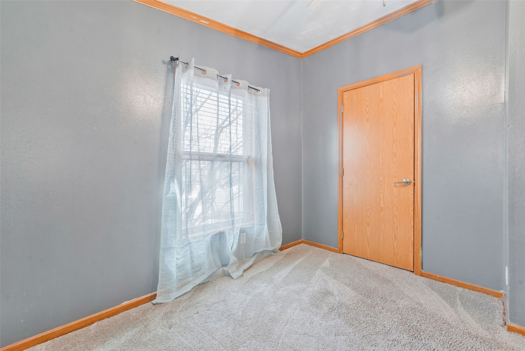 366 South 2nd Street Hayden, CO 81639 - Photo 29 of 38 an empty room with windows