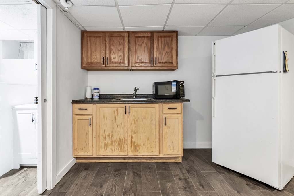 12 Oakland Road Lawrence, MA 01843 - Photo 22 of 33 Gallery Image 22
