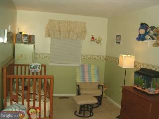 420 Rennard Street Philadelphia, PA 19116 - Photo 4 of 5 Gallery Image 4