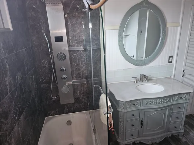 $179,000 | 423 East Navasota Street, Groesbeck, TX 76642