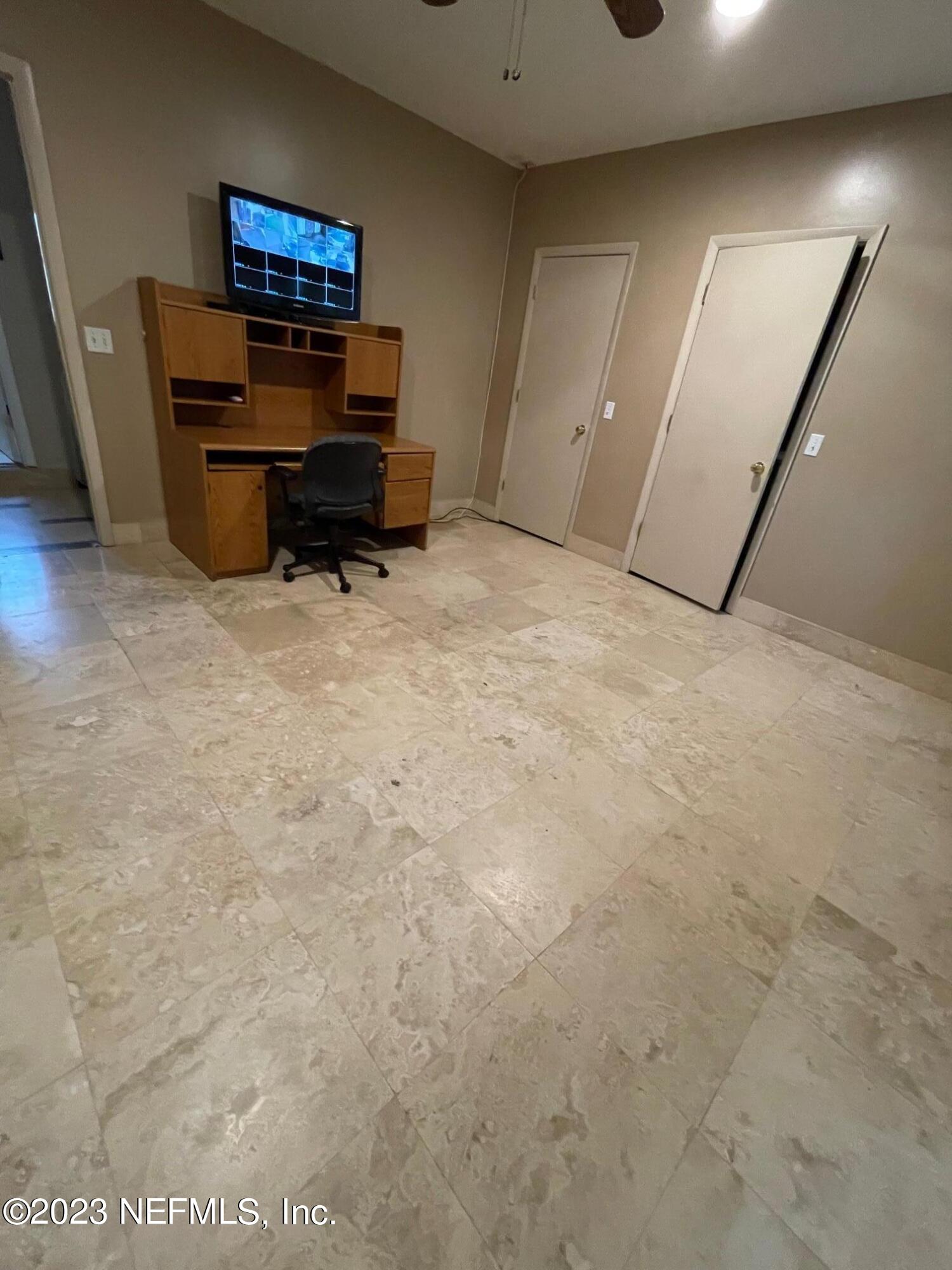 1042 Jamaica Road East Jacksonville, FL 32216 - Photo 35 of 59 IMG_5593