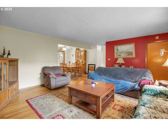 $549,000 | 5000 Southwest 149th Avenue, Beaverton, OR 97007