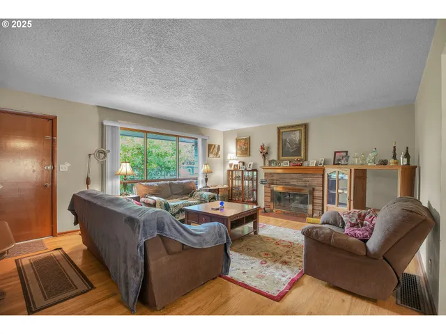 $549,000 | 5000 Southwest 149th Avenue, Beaverton, OR 97007