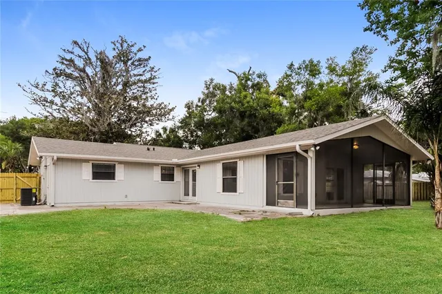 $2,150 | 136 East Grace Street, DeLand, FL 32724