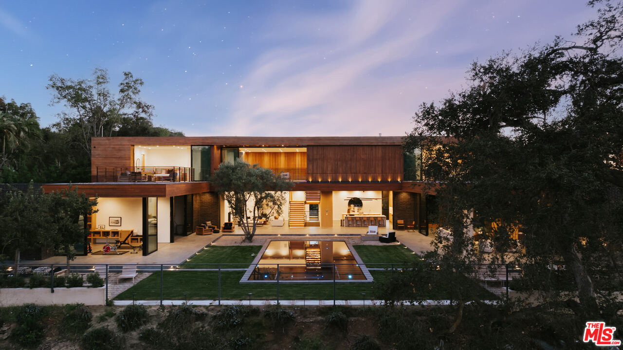 9705 Oak Pass Road Beverly Hills, CA 90210 - Photo 1 of 17