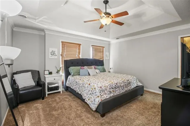 $375,000 | 904 Paw Paw Lane, Liberty, MO 64068