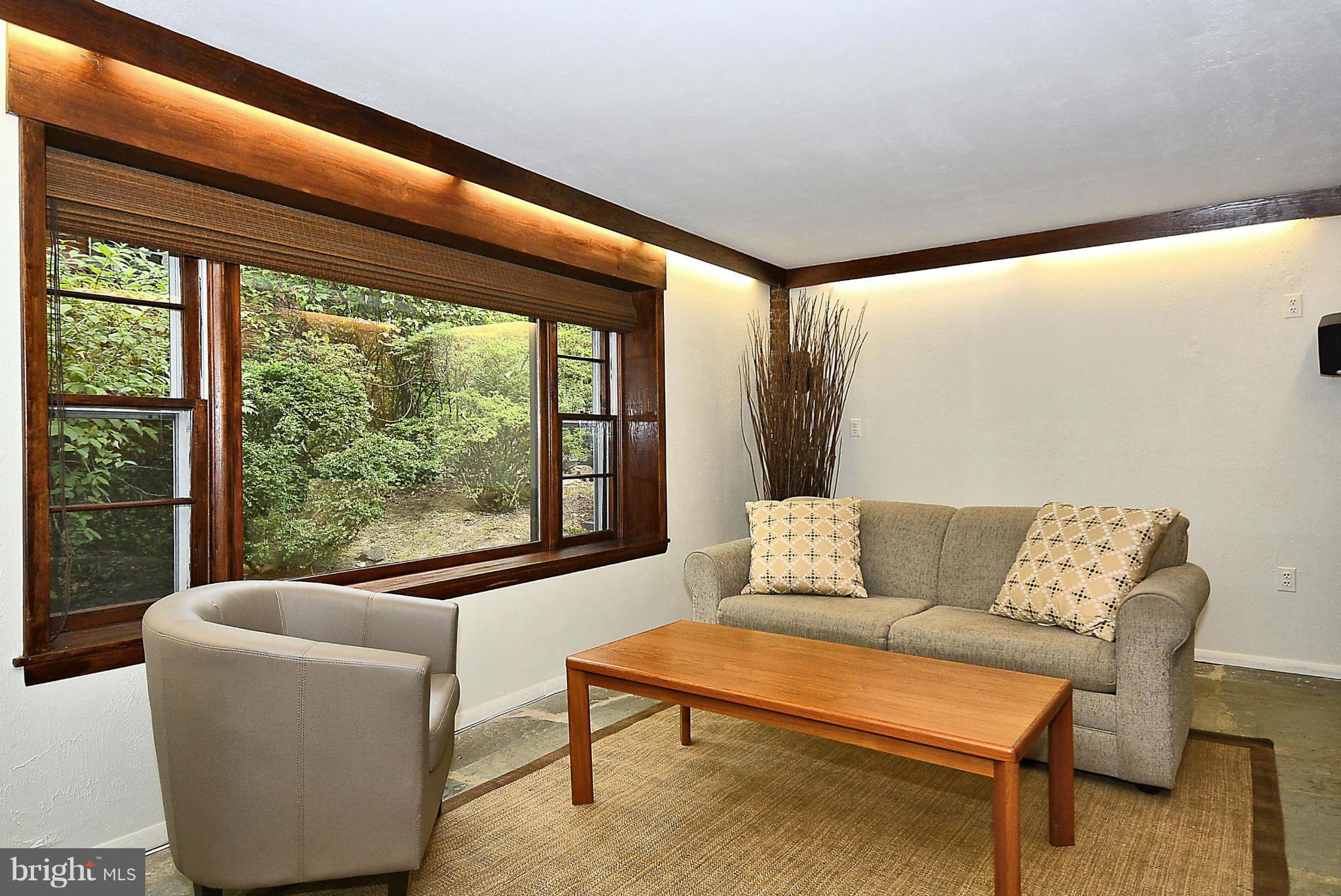 112 Sunnyside Road Silver Spring, MD 20910 - Photo 12 of 30 Family Room