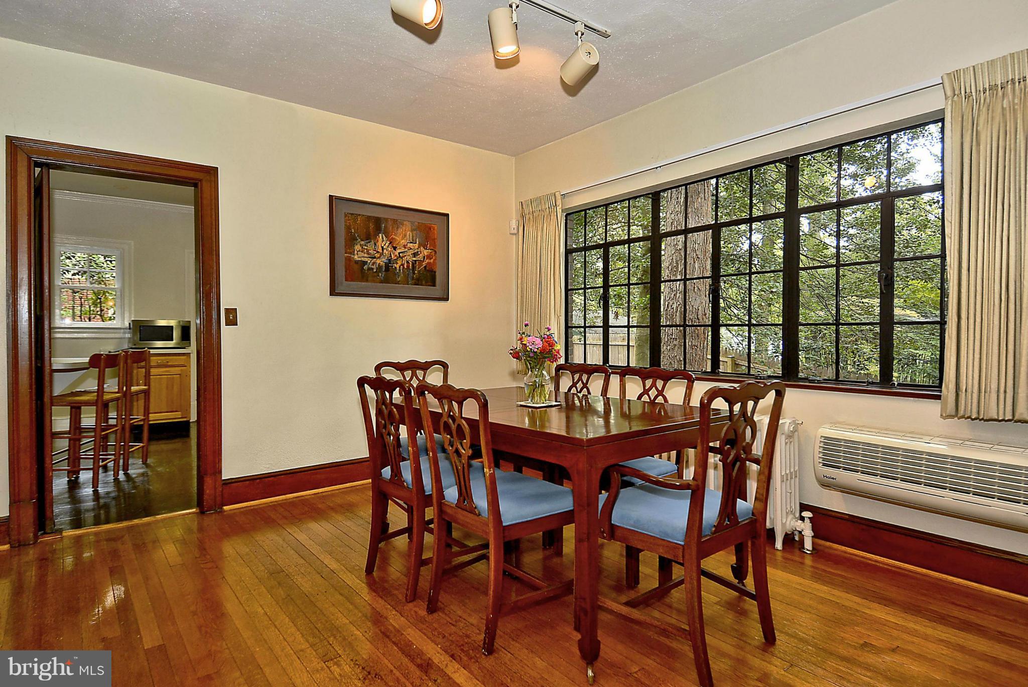 112 Sunnyside Road Silver Spring, MD 20910 - Photo 7 of 30 Dining Room