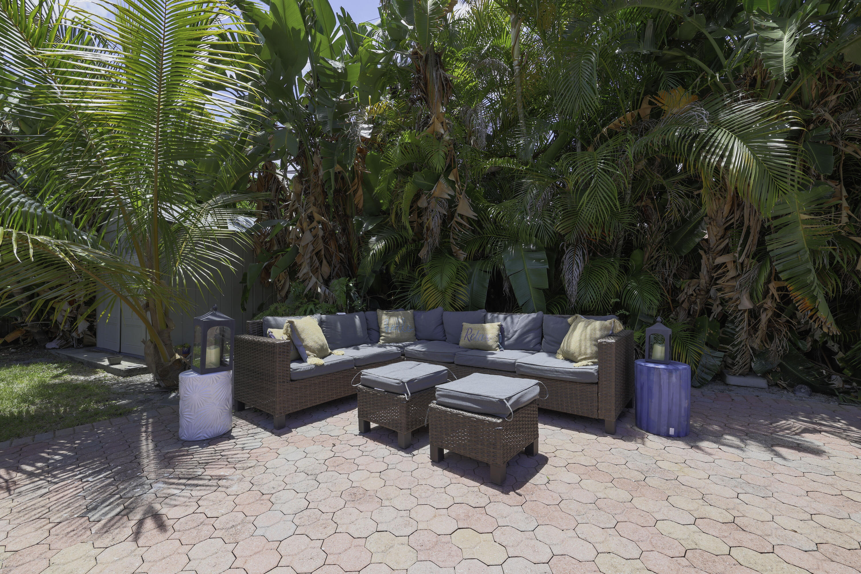 342 Southwest 14th Street Pompano Beach, FL 33060 - Photo 35 of 39