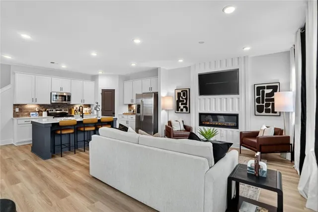 $418,104 | 3116 Marbella Circle, Unit 8, Kennesaw, GA 30152