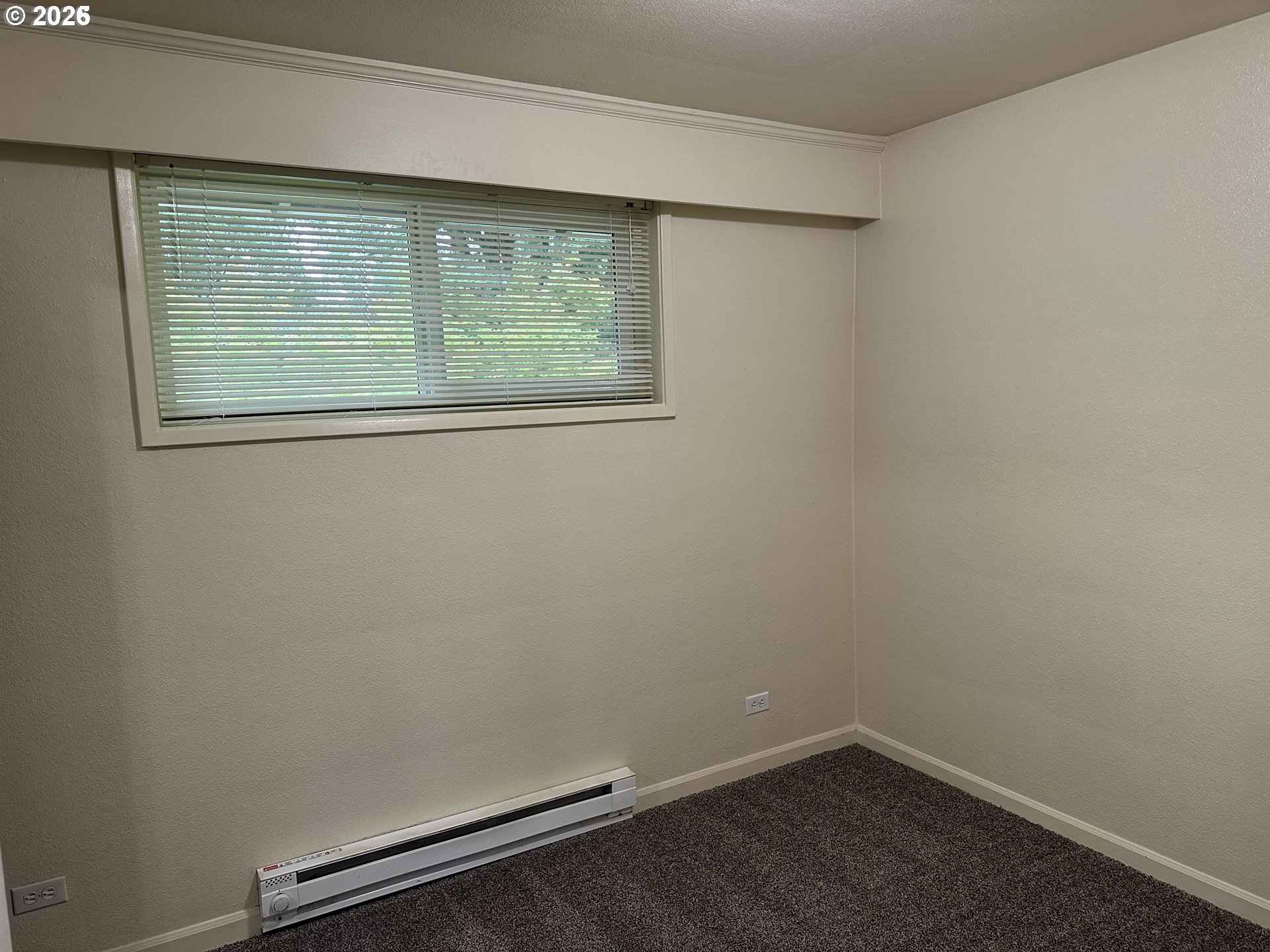 2046 West 14th Place Eugene, OR 97402 - Photo 14 of 30