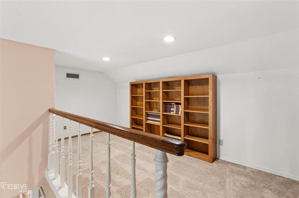 6095 Keithville-Springridge Road Keithville, LA 71047 - Photo 24 of 38 a view of an empty room with a window