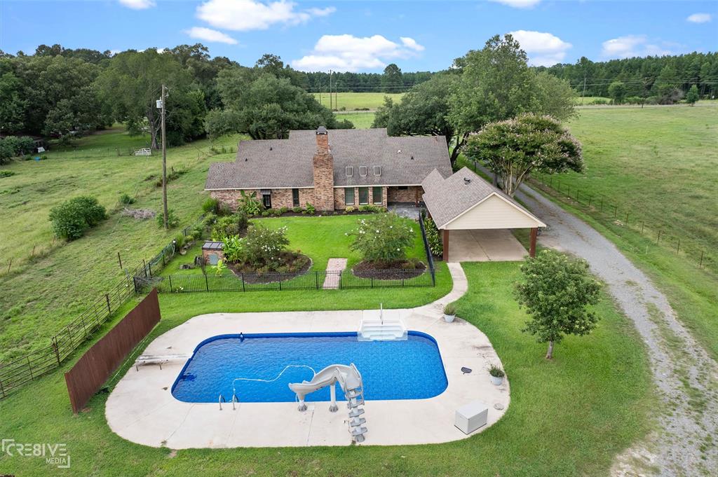 6095 Keithville-Springridge Road Keithville, LA 71047 - Photo 31 of 38 an aerial view of a house