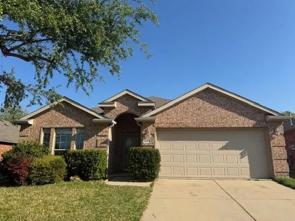 $2,275 | 5020 Diamond Peak Court, McKinney, TX 75071