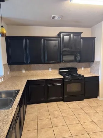 $2,275 | 5020 Diamond Peak Court, McKinney, TX 75071