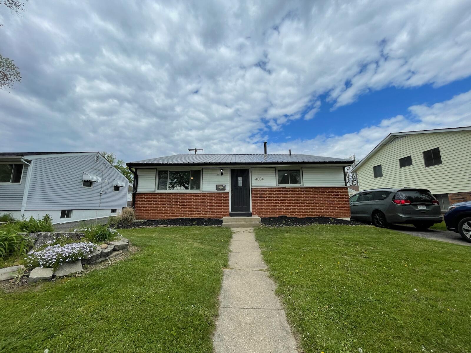 4034 Randell Road Columbus, OH 43228 - Photo 11 of 11 Exterior