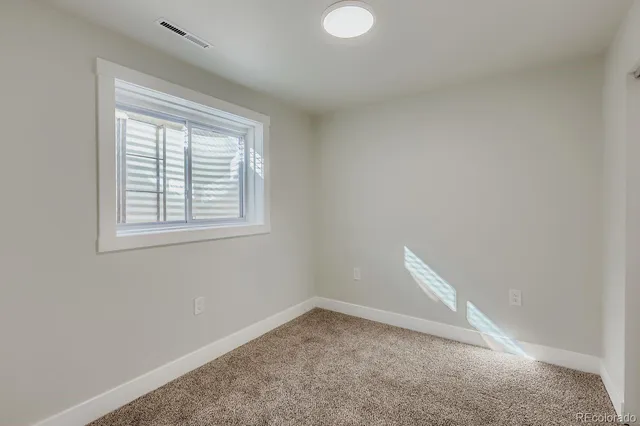 $2,800 | 832 21st Street Southwest, Loveland, CO 80537