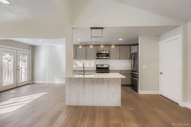 $2,800 | 832 21st Street Southwest, Loveland, CO 80537