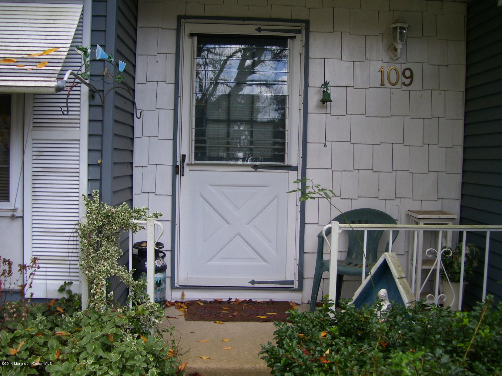 109 Sunset Road Whiting, NJ 08759 - Photo 4 of 34 100_1060