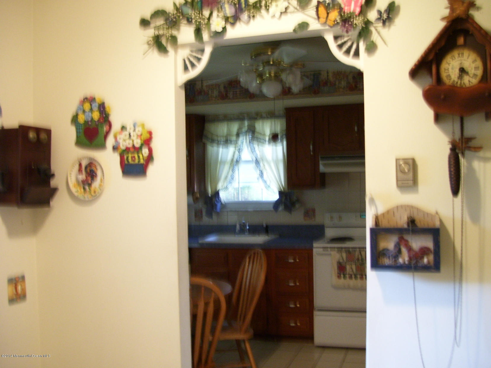 109 Sunset Road Whiting, NJ 08759 - Photo 5 of 34 100_1026