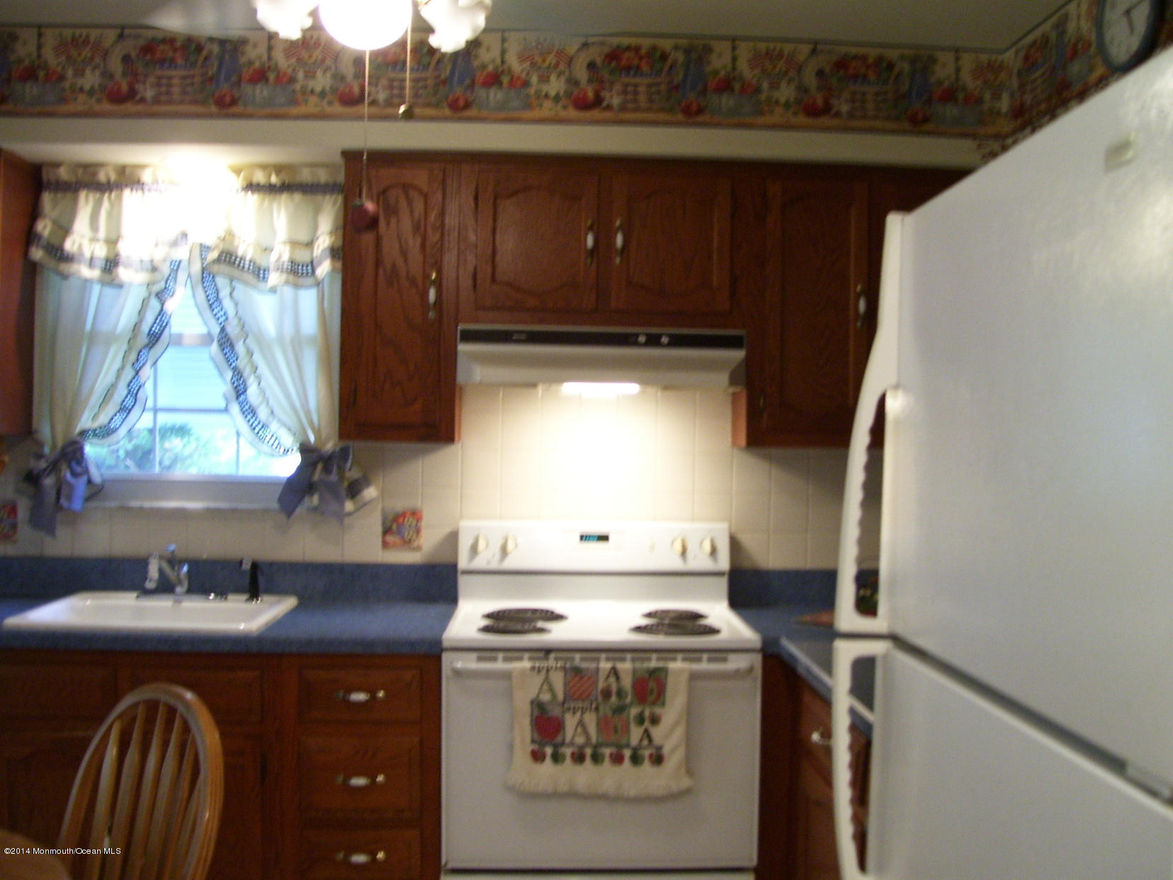 109 Sunset Road Whiting, NJ 08759 - Photo 7 of 34 100_1028