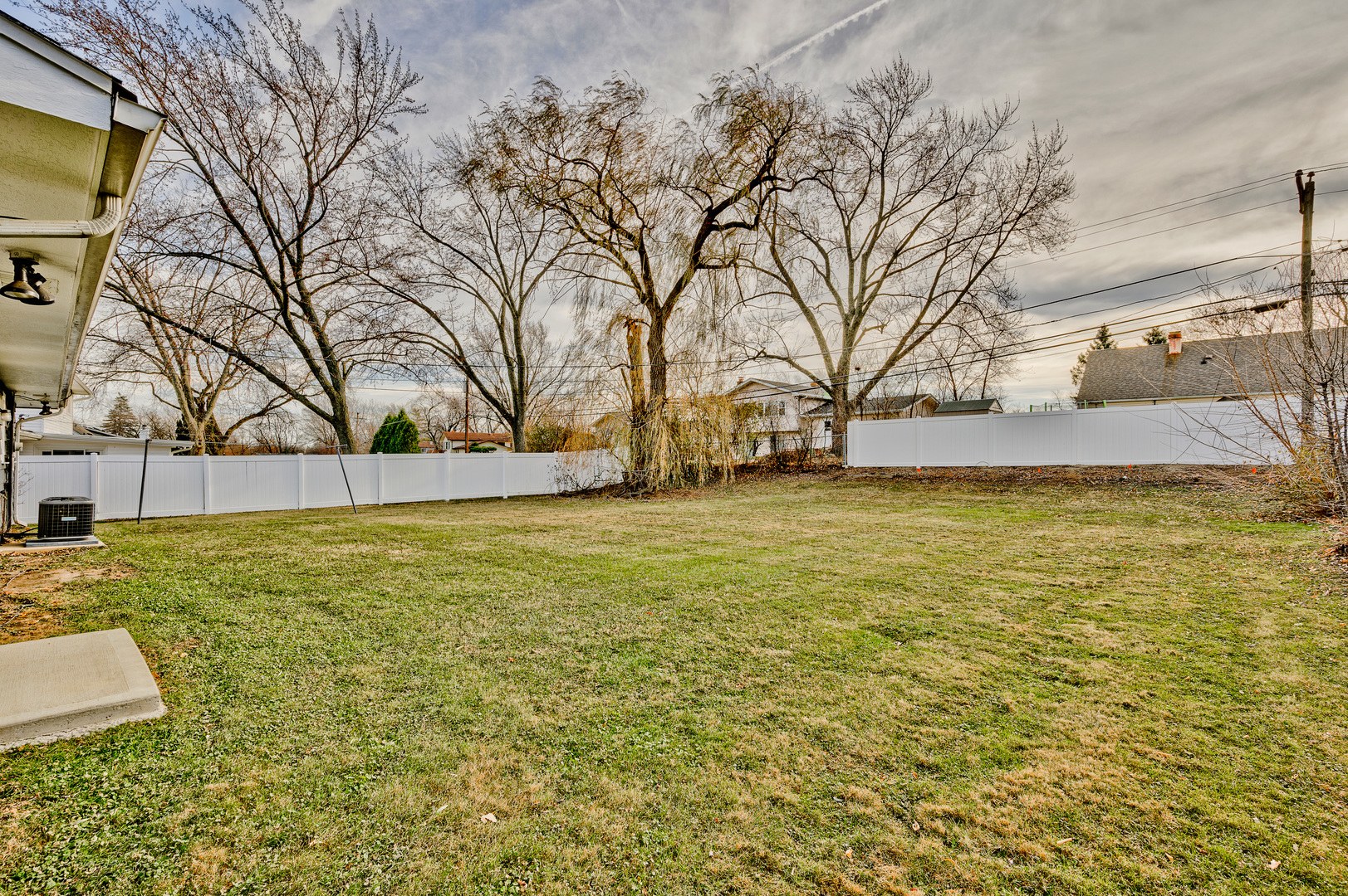 555 Jamison Lane Hoffman Estates, IL 60169 - Photo 15 of 16 a view of swimming pool with an outdoor space