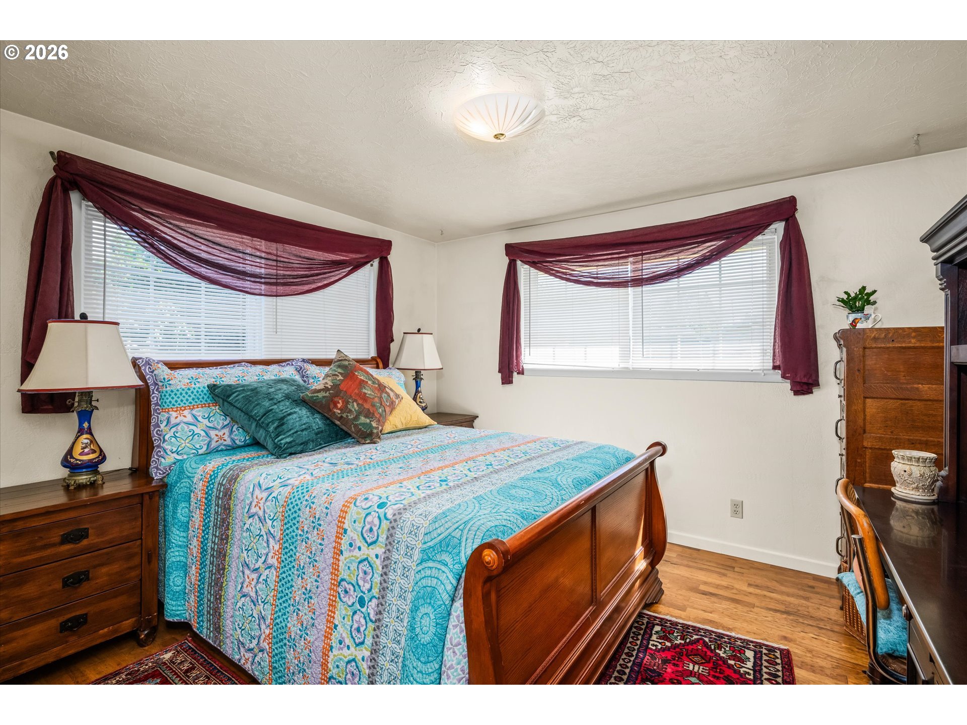 32120 Coburg Bottom Loop Road Eugene, OR 97408 - Photo 19 of 32 Bedroom