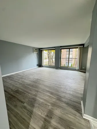 $1,800 | 1920 Cherry Lane, Unit 219, Northbrook, IL 60062