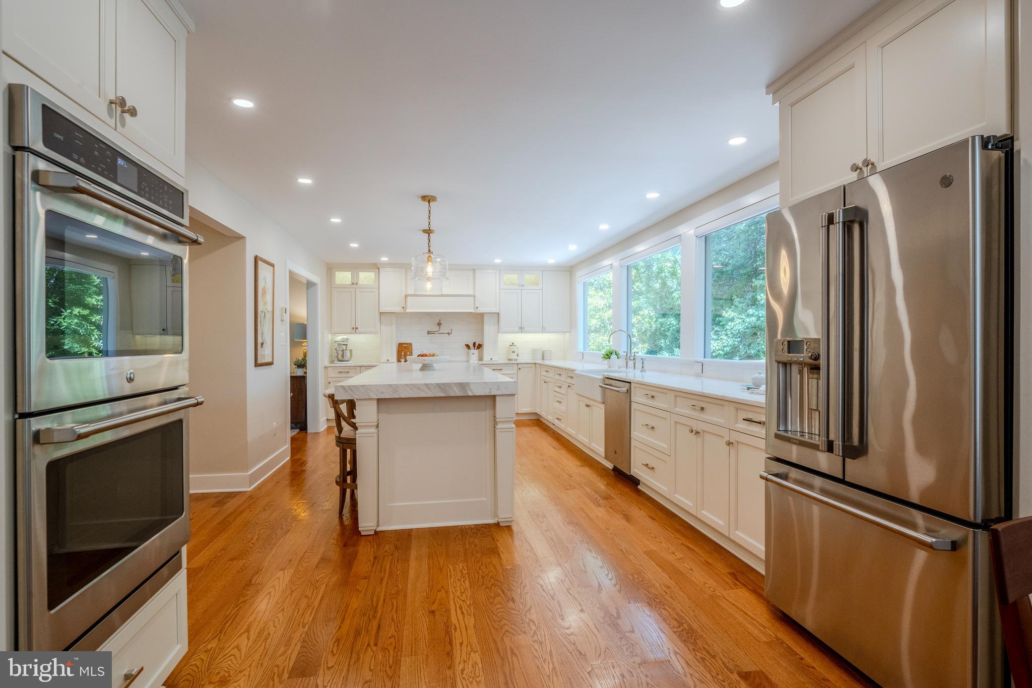 11910 Winstead Lane Reston, VA 20194 - Photo 4 of 80 Kitchen