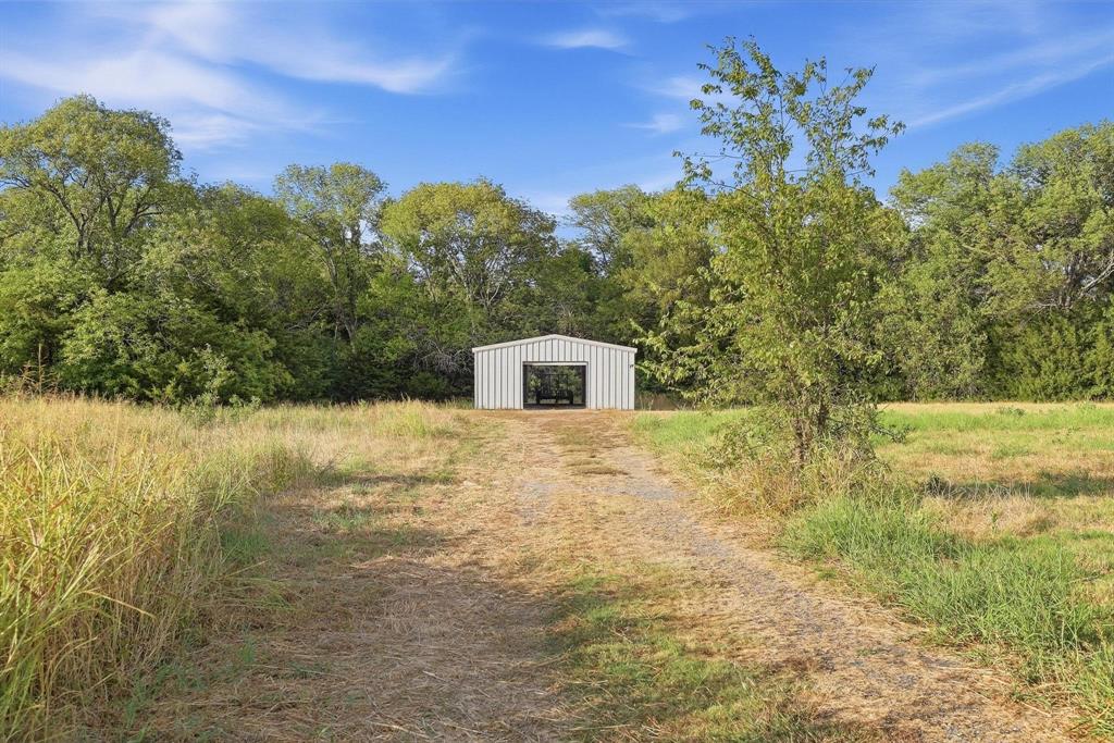205 Whitworth Road Whitewright, TX 75491 - Photo 36 of 40 Gallery Image 36