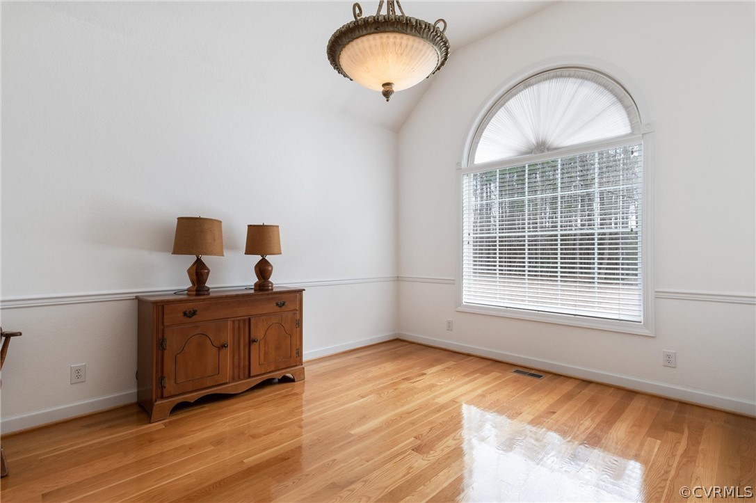 27161 Trinity Church Road Courtland, VA 23837 - Photo 9 of 47 Dining room with so much natural lighting!