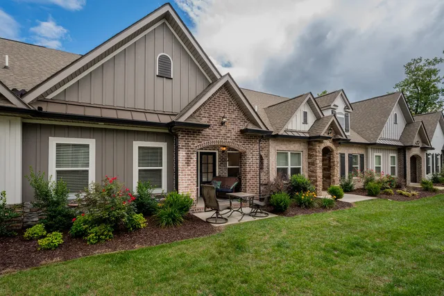 $438,000 | 154 Founding Way, Lookout Mountain, GA 30750