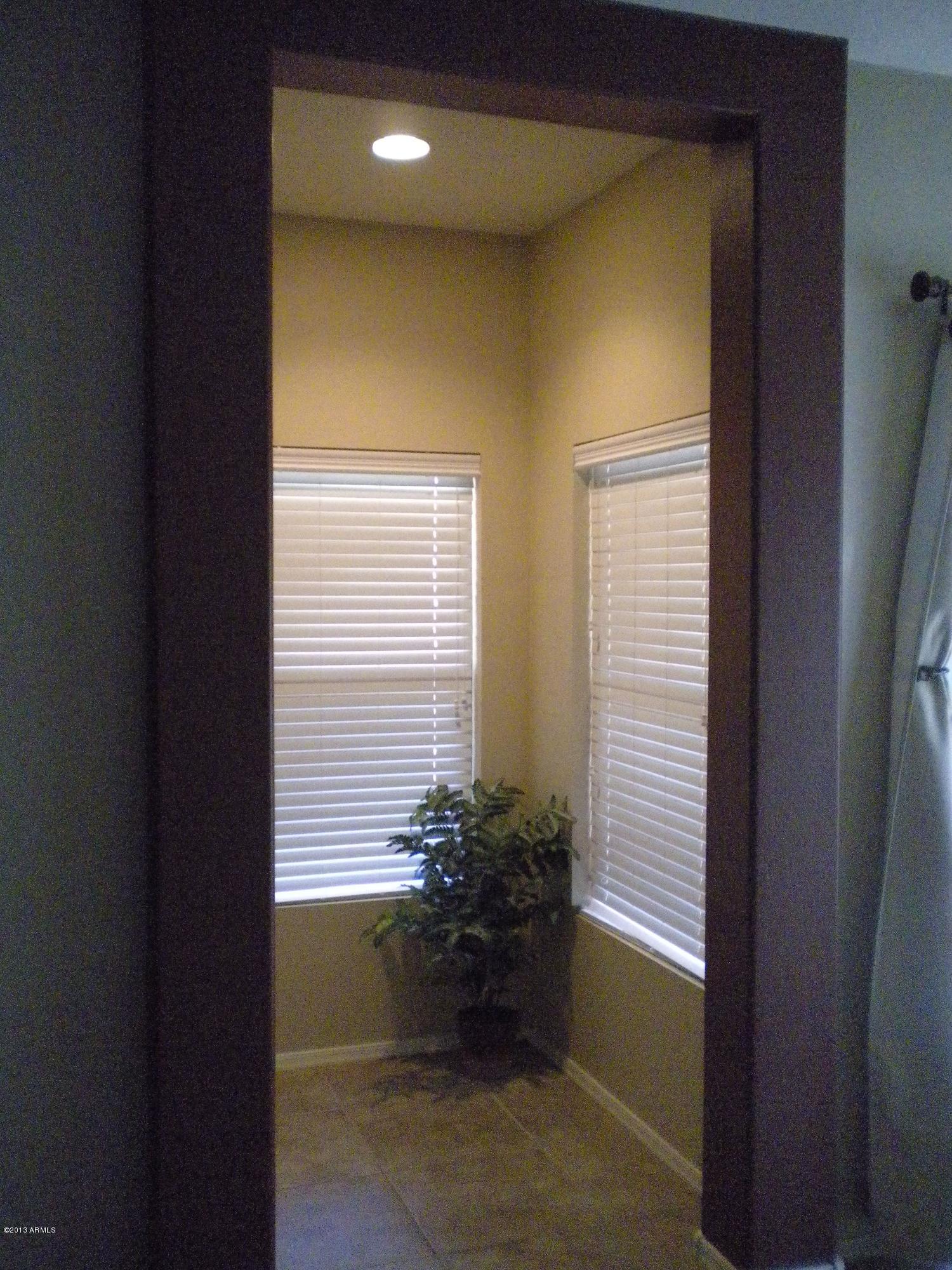 10016 West Chipman Road Tolleson, AZ 85353 - Photo 9 of 38 DSCN2946