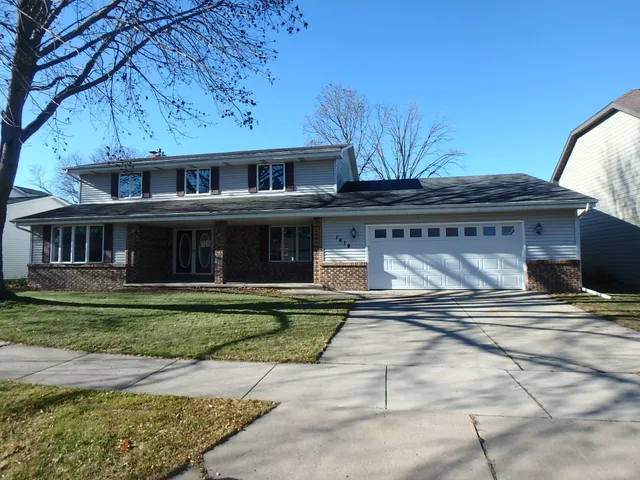 $357,000 | 1419 South Fidelis Street, Appleton, WI 54915