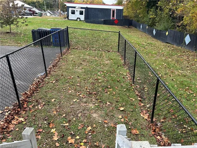 $1,400 | Undisclosed Address, Mount Airy, NC 27030