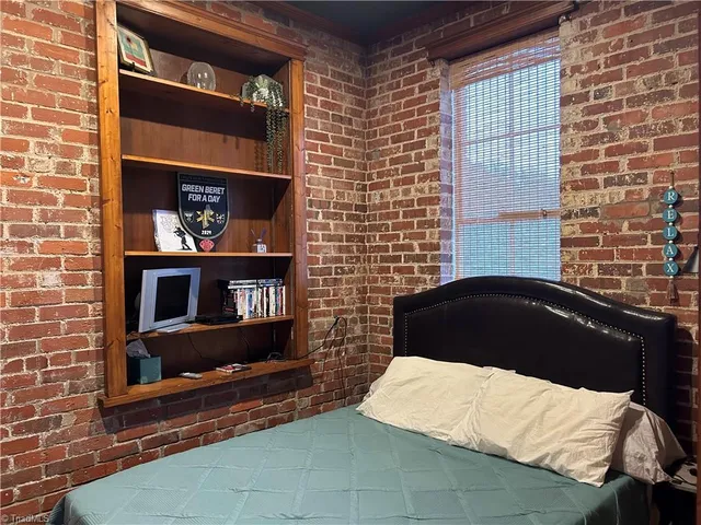 $1,400 | Undisclosed Address, Mount Airy, NC 27030