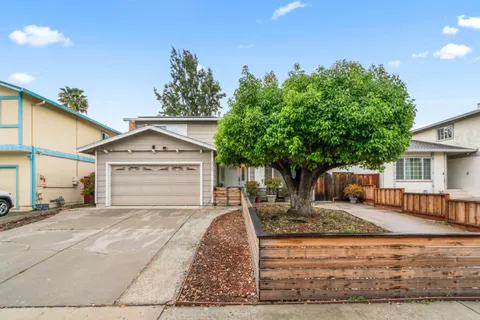 $1,198,000 | 2456 Kenoga Drive, San Jose, CA 95121