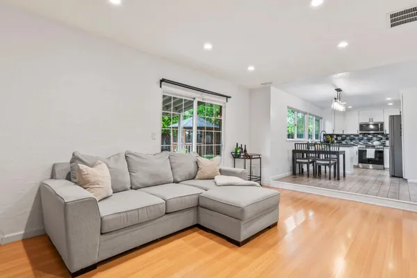 $1,198,000 | 2456 Kenoga Drive, San Jose, CA 95121