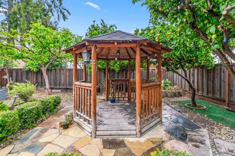 $1,198,000 | 2456 Kenoga Drive, San Jose, CA 95121