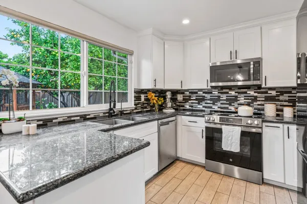 $1,198,000 | 2456 Kenoga Drive, San Jose, CA 95121