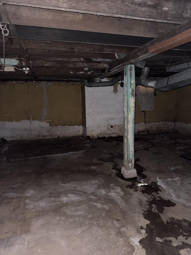 3528 North 15th Street Milwaukee, WI 53206 - Photo 15 of 21 IMG_1547